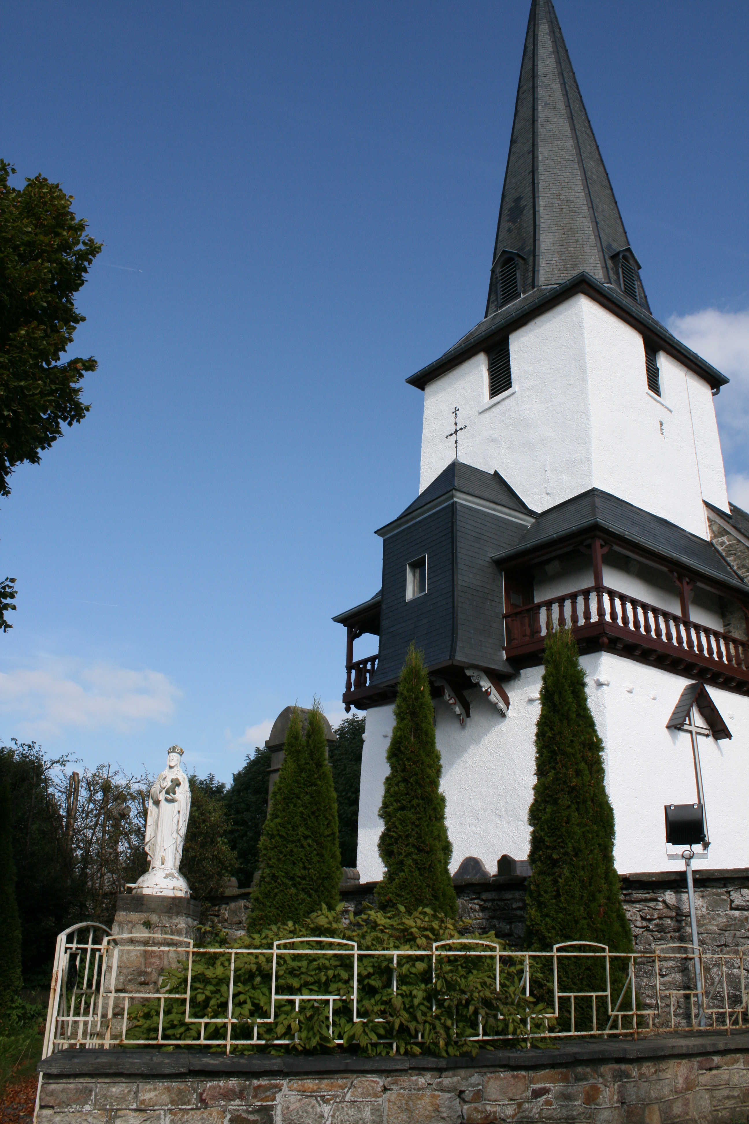 Eglise Saint-Pierre de Beho